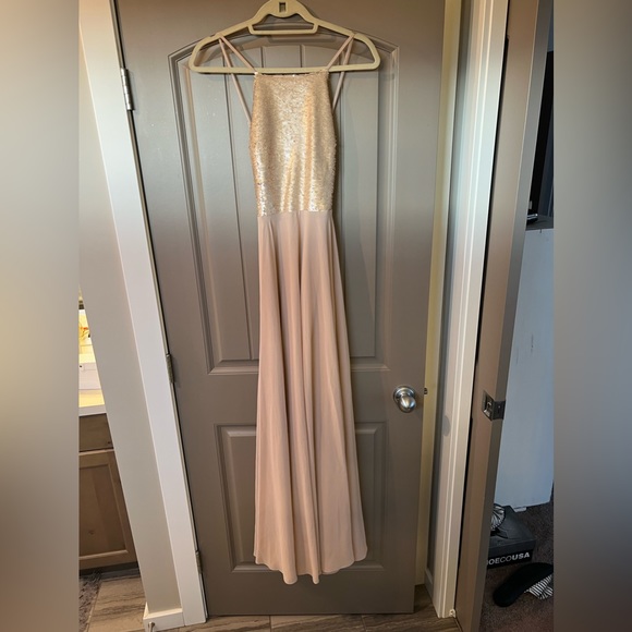 Rose gold - blush gown with sequins - Picture 1 of 4